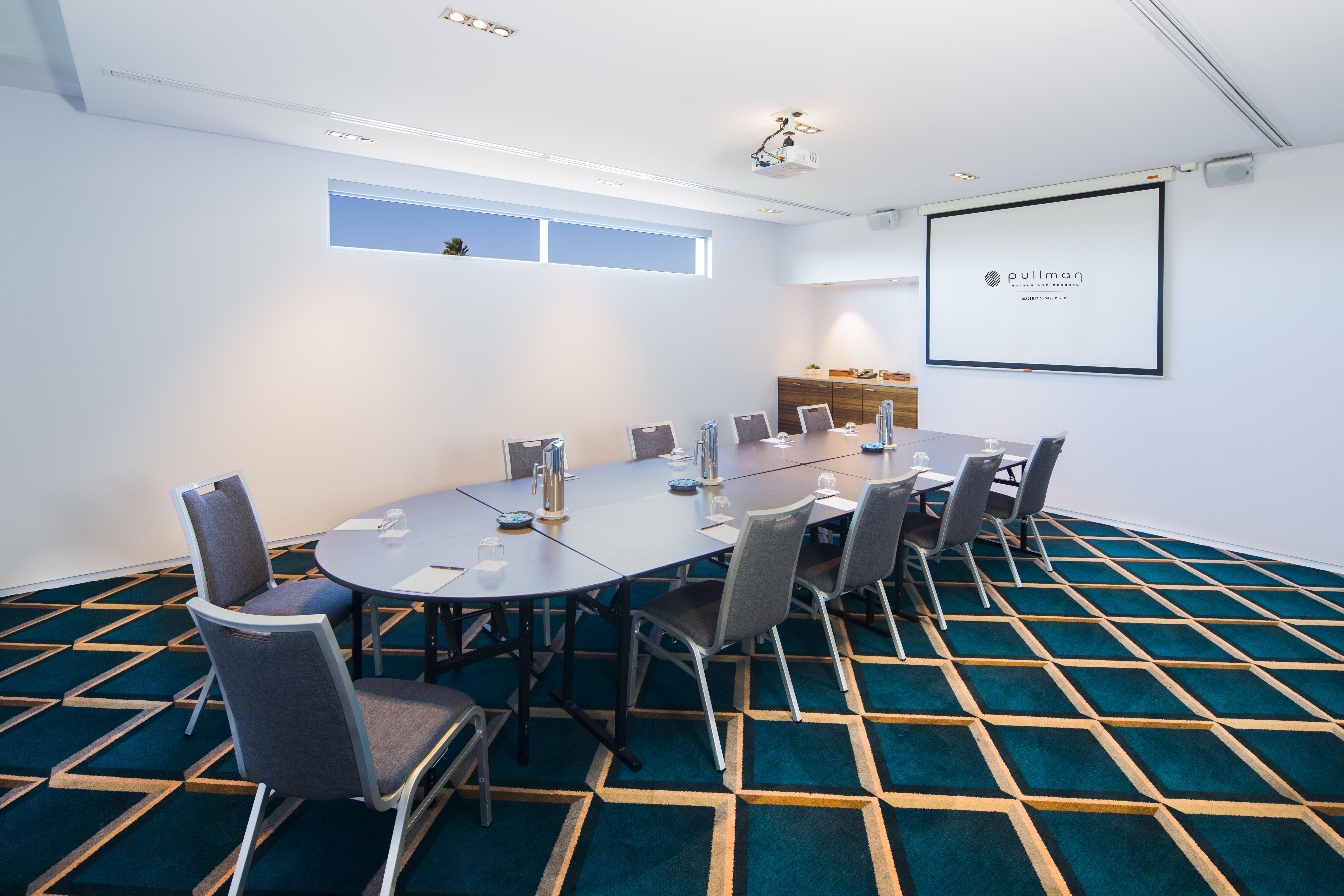 Pullman Magenta Shores Resort Entrance Luaran gambar Meeting room at the hotel