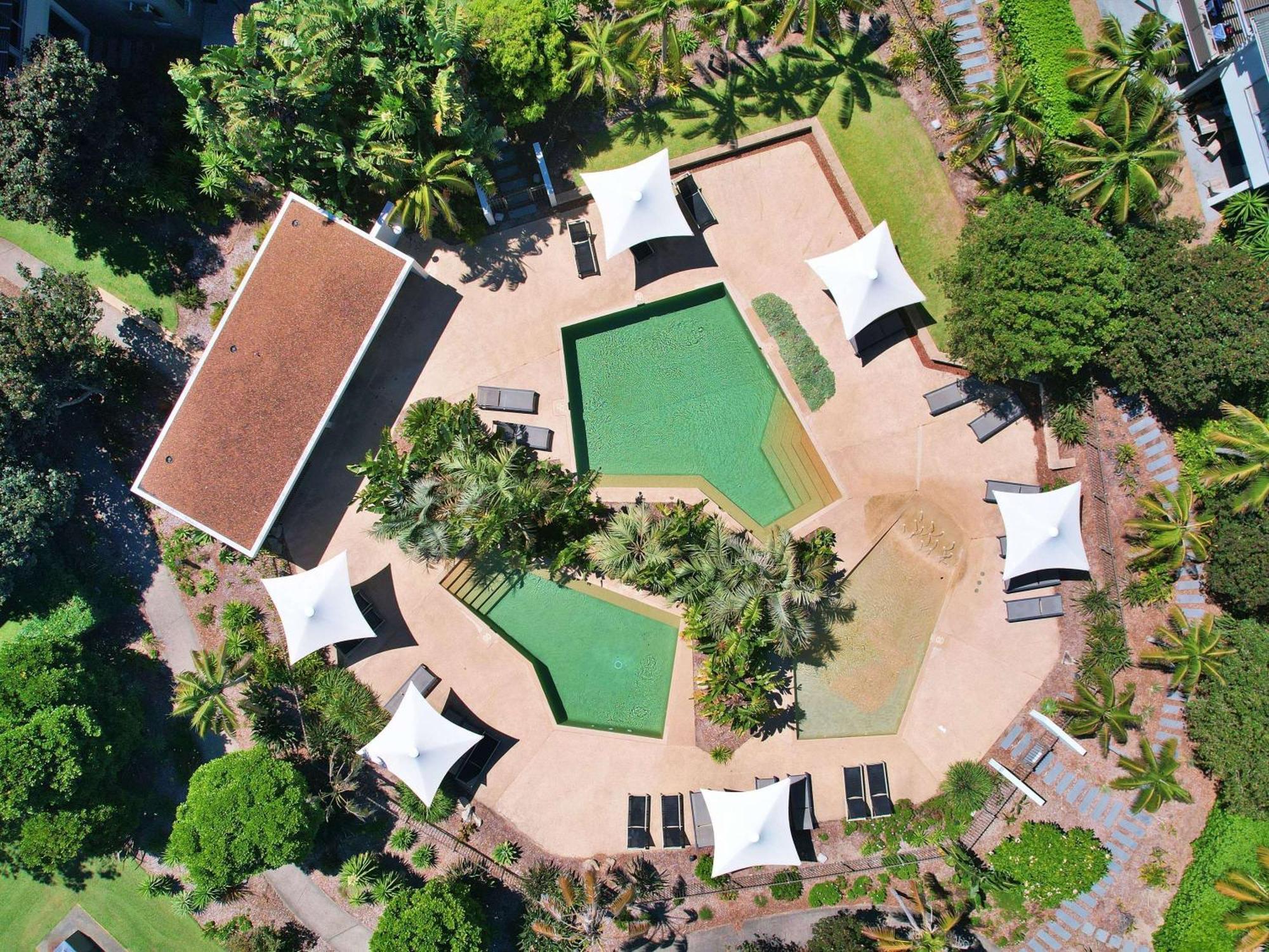 Pullman Magenta Shores Resort Entrance Luaran gambar Aerial view of the resort